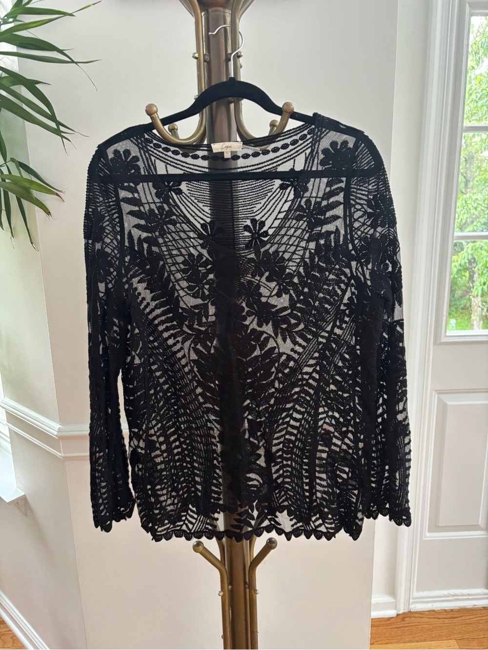 Black Lace Floral Tunic Top - Lightweight Layering